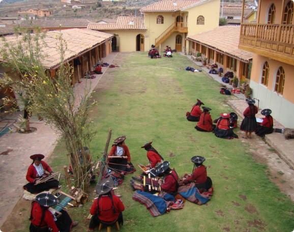 Centro de Textiles Tradicionales del Cusco